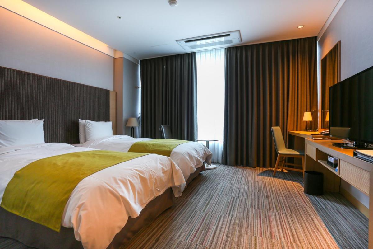 Take Hotel & Resort Inje Speedium Eksteriør billede